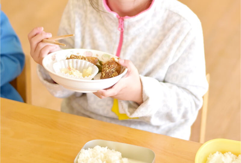 給食の準備・給食